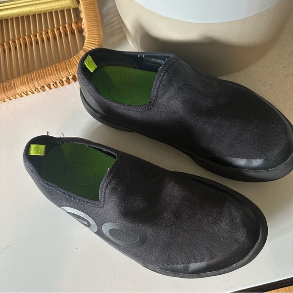 OOFOS Oomg Eezee Low Shor Black Mens 9 - Picture 3 of 9